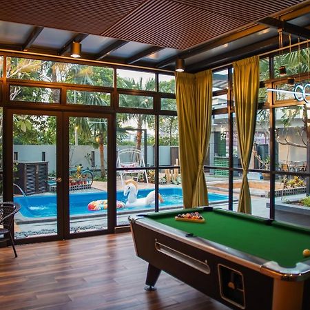 The Uniique Haus - Johor 1St Staycation Water Dining Experience Джохор-Бару Екстер'єр фото